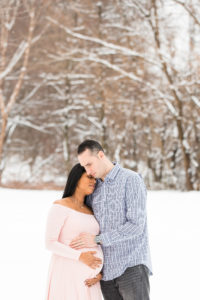 winter maternity session
