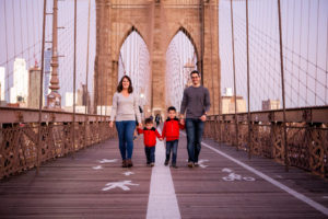 brooklyn bridge family portraits